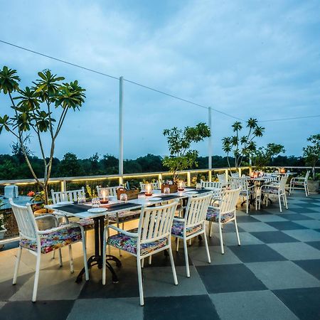 Tripli Hotels Shiv Villas Udaipur Exterior photo