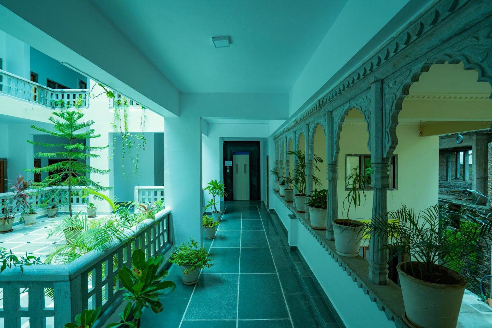 Tripli Hotels Shiv Villas Udaipur Exterior photo