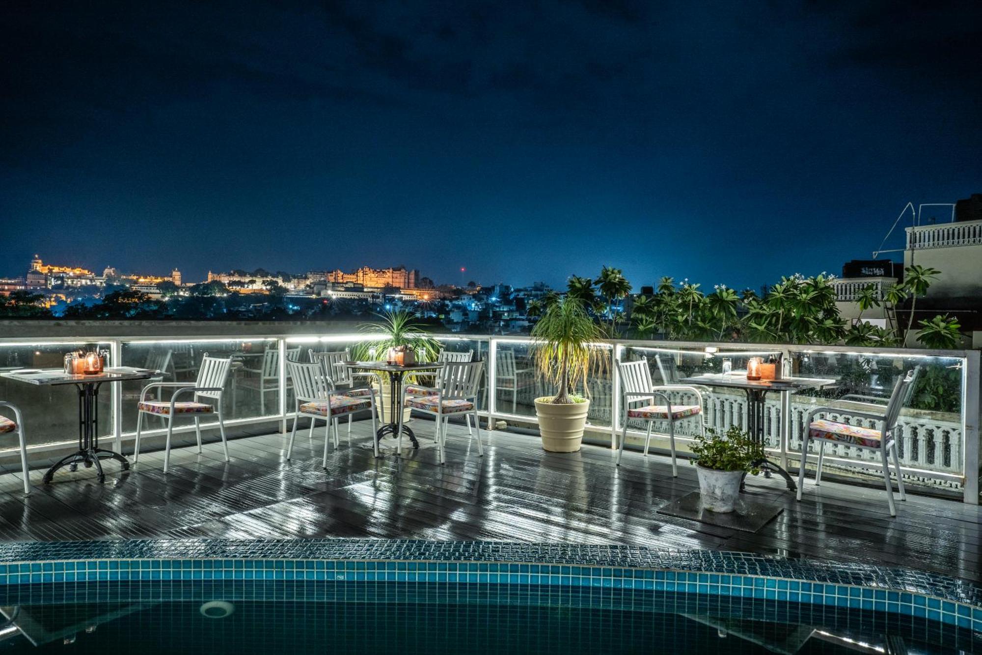 Tripli Hotels Shiv Villas Udaipur Exterior photo