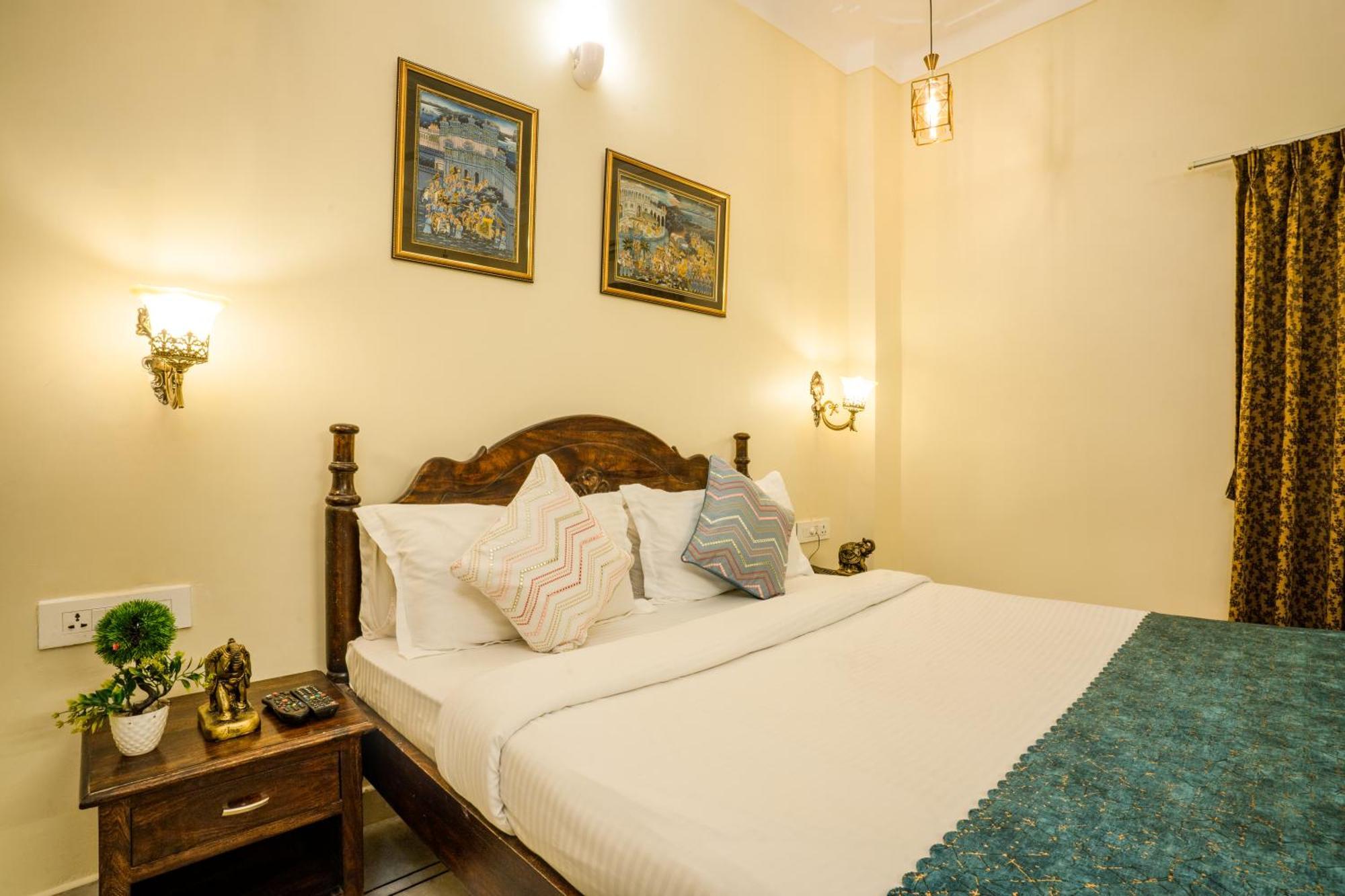 Tripli Hotels Shiv Villas Udaipur Exterior photo