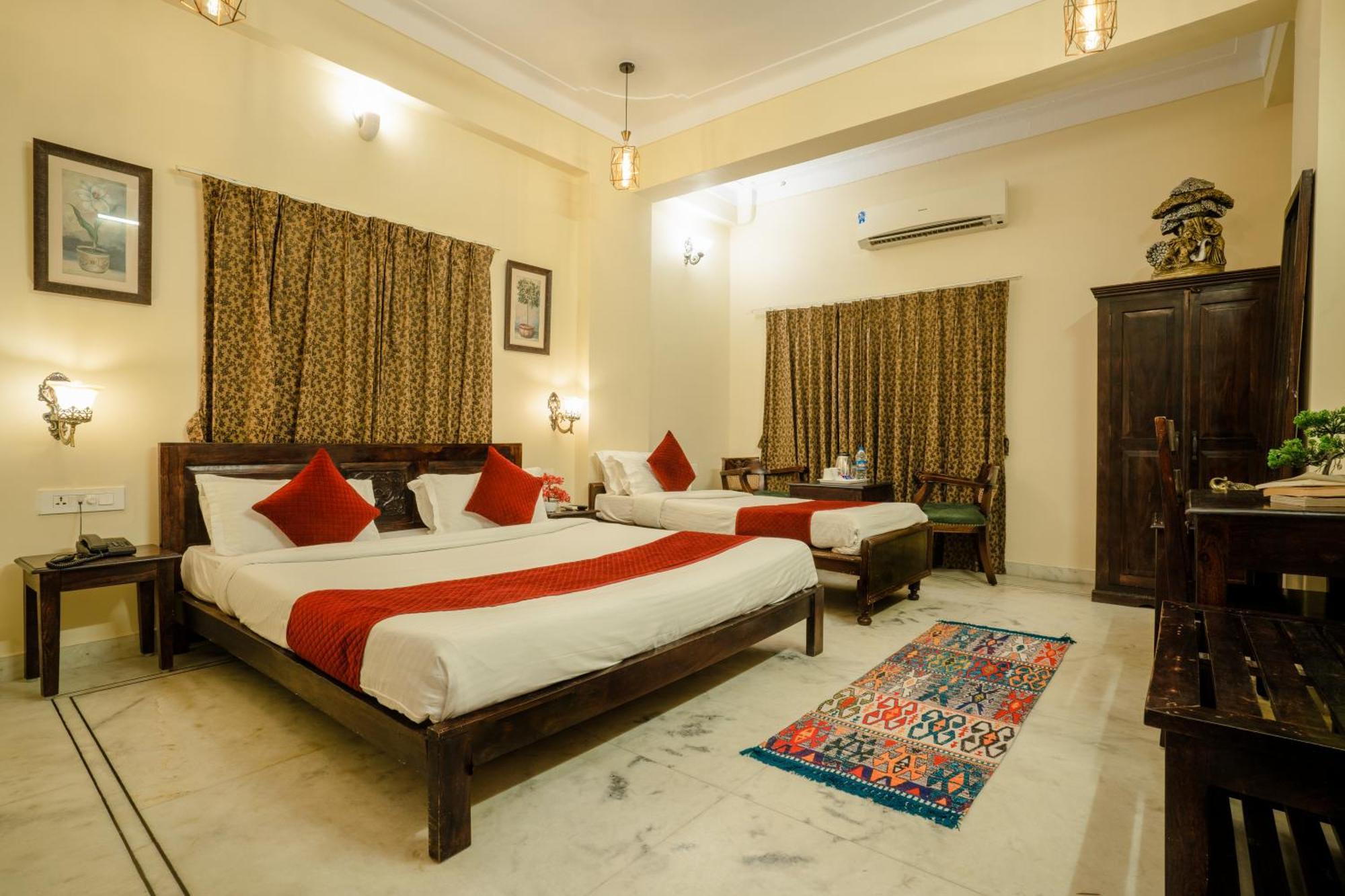 Tripli Hotels Shiv Villas Udaipur Exterior photo