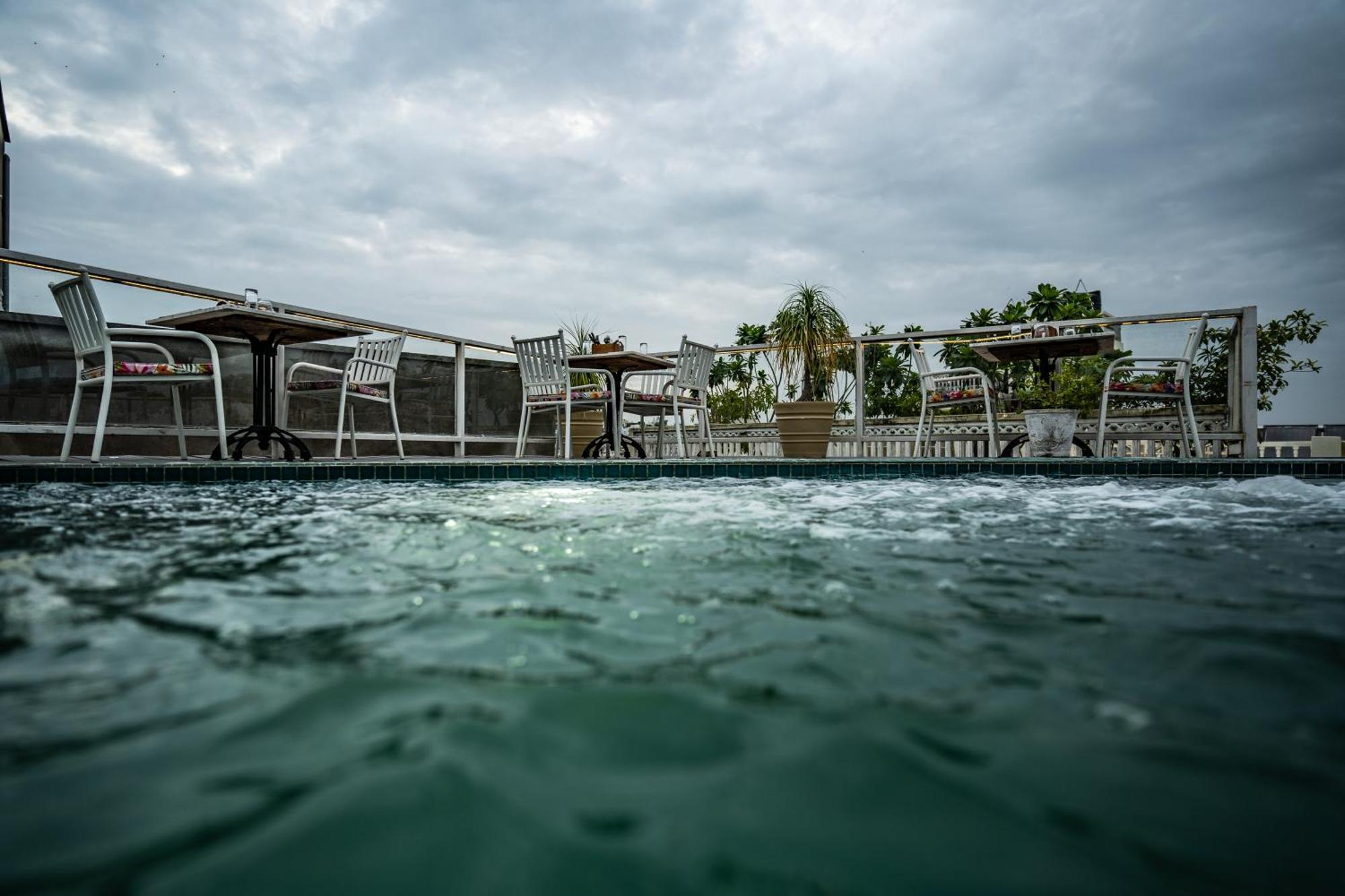 Tripli Hotels Shiv Villas Udaipur Exterior photo