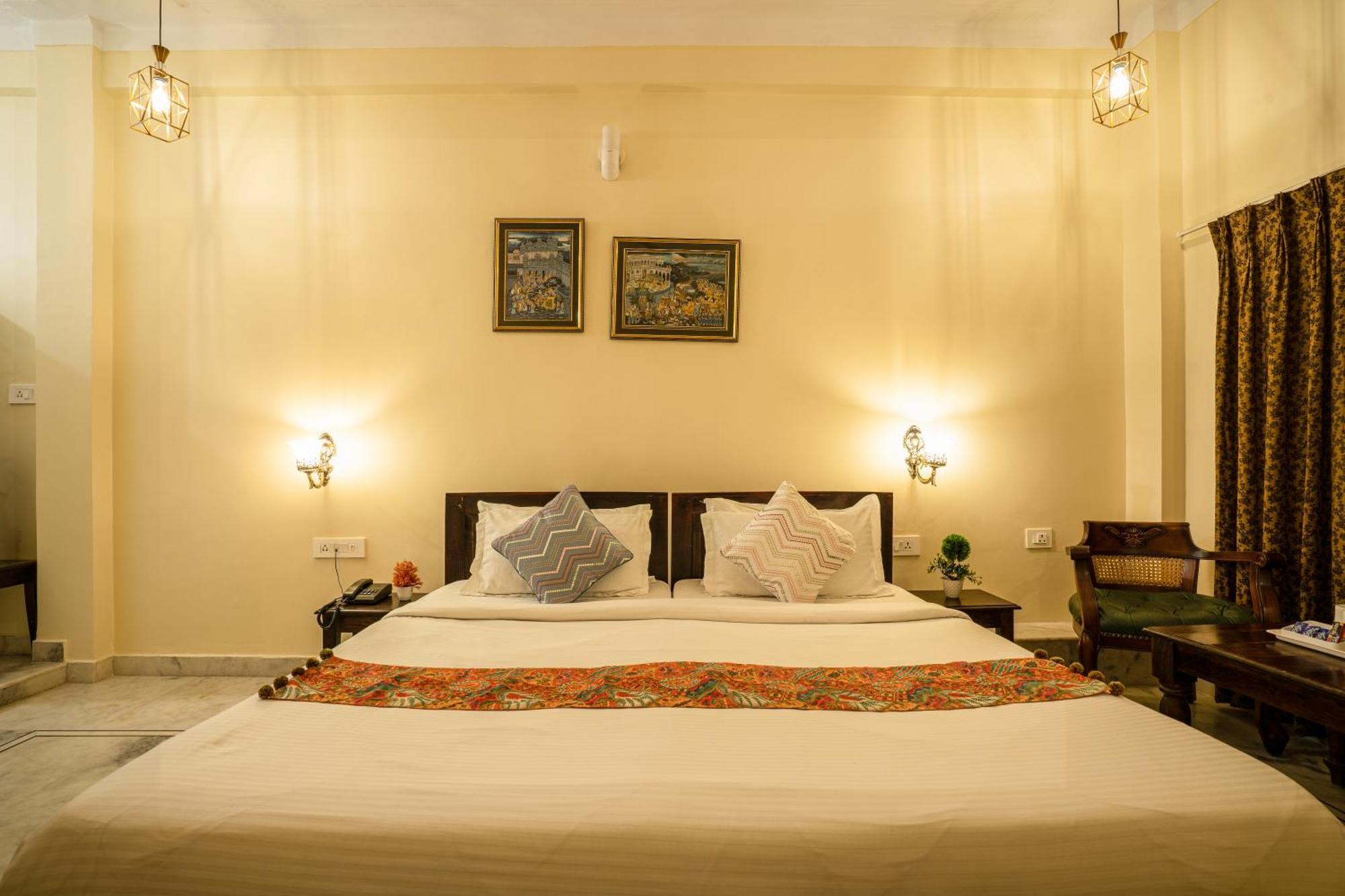 Tripli Hotels Shiv Villas Udaipur Exterior photo